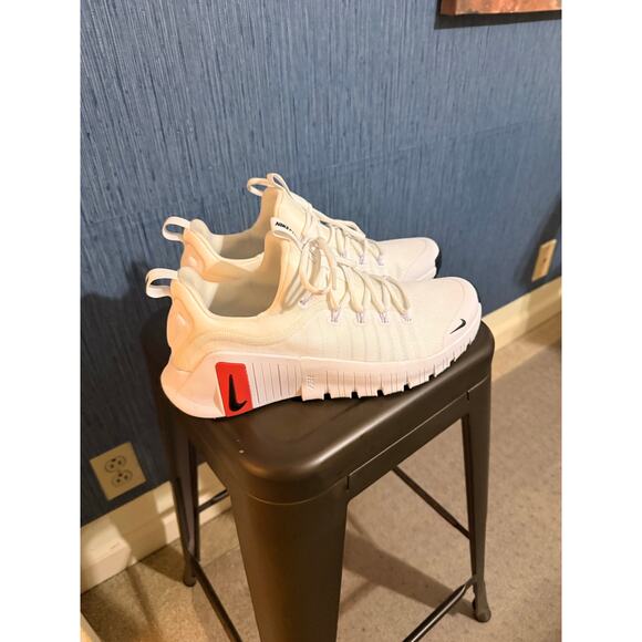 Nike Free Metcon 6 FJ7127-100 White/Red Men’s Size 10 - Picture 1 of 3